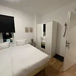 Neues Apartmenthaus Mit 4 Im Zentrum *